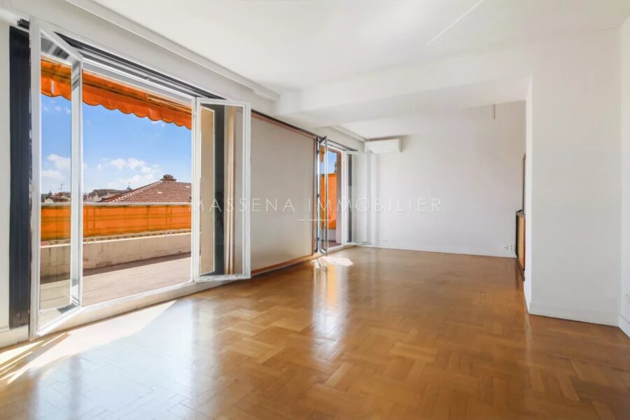 Appartement à vendre à Nice — Vue sur la ville — photo 3