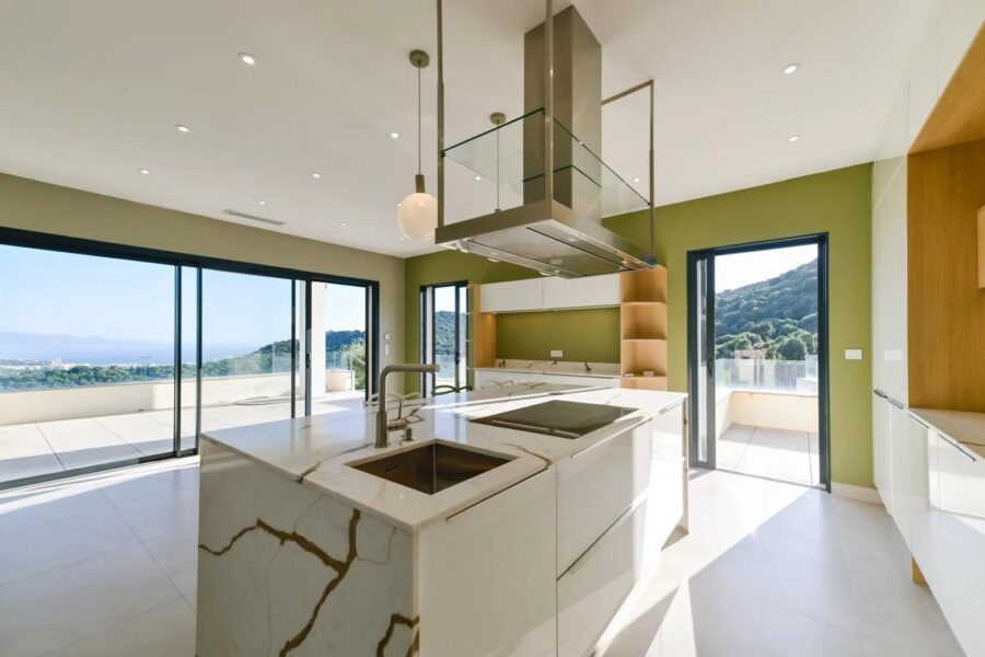 Maison à vendre à Alata — Vue mer — photo 10