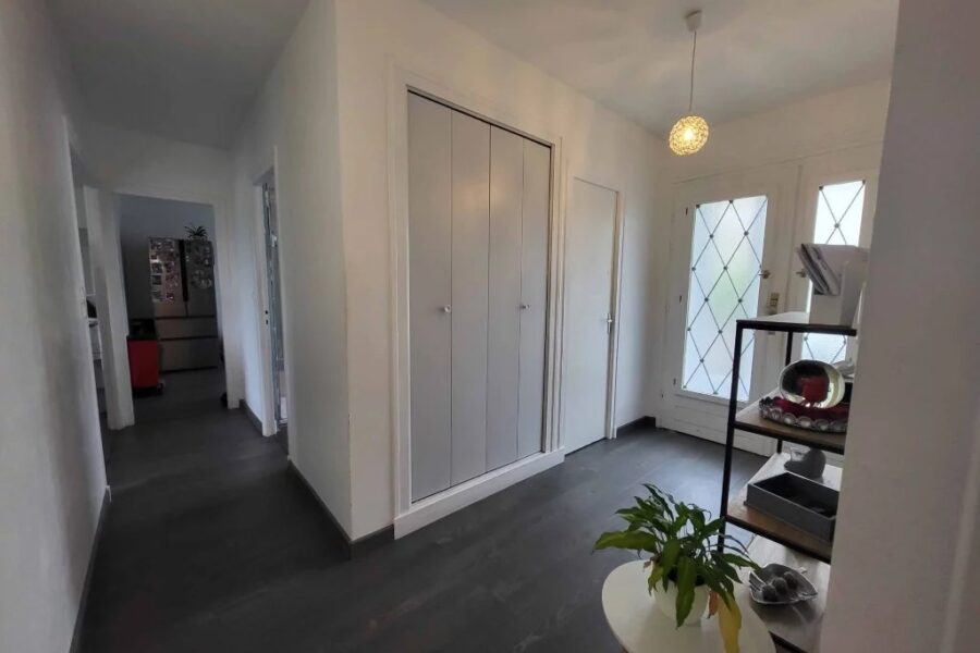 Maison à vendre à Château-Chinon (Ville) — Vue montagne — photo 3