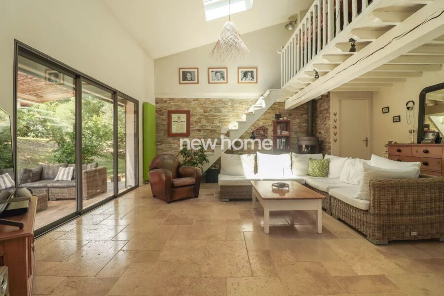 Maison à vendre à Tourrettes — Vue montagne — photo 6