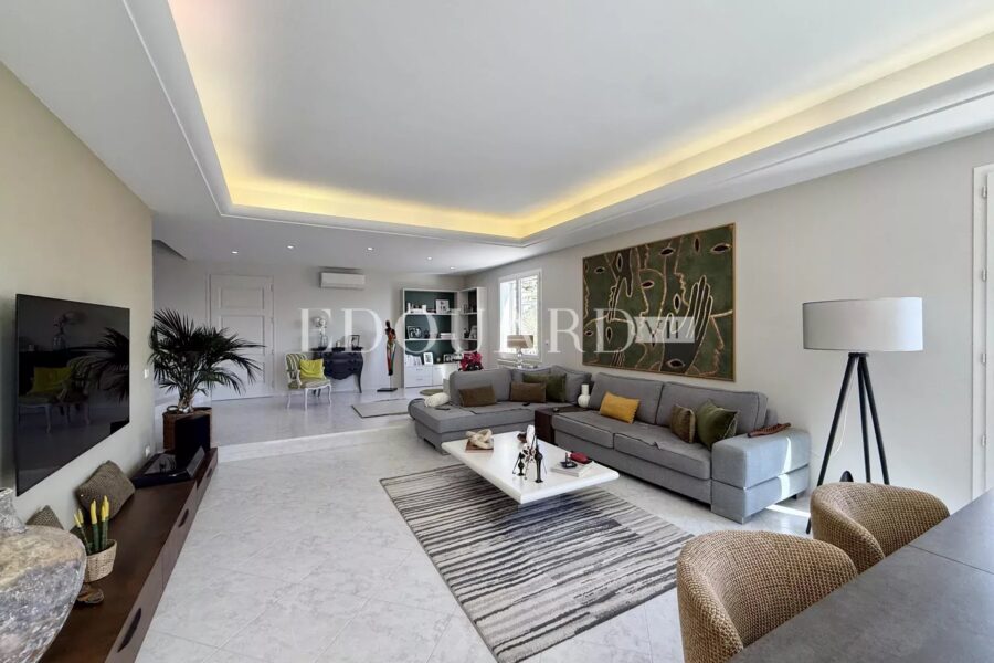 Maison à vendre à Menton — Vue mer — photo 11