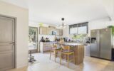 Maison à vendre à Le Rouret — Vue parc & jardin — photo 8