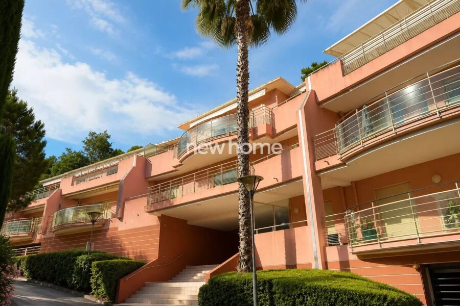 Appartement à vendre à Théoule-sur-Mer — Vue mer — photo 2