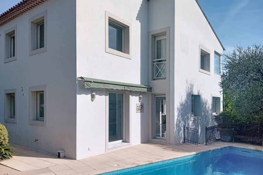 Maison à vendre à Le Cannet — Vue mer — photo 8