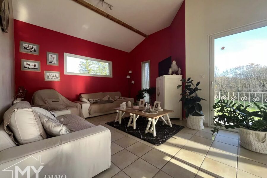 Maison à vendre à Pineuilh — Vue montagne — photo 5