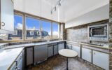 Appartement à vendre à Paris 16e arrondissement — Vue sur la ville — photo 6