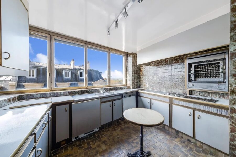 Appartement à vendre à Paris 16e arrondissement — Vue sur la ville — photo 6
