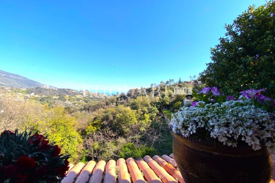 Maison à vendre à Sainte-Agnès — Vue mer — photo 1