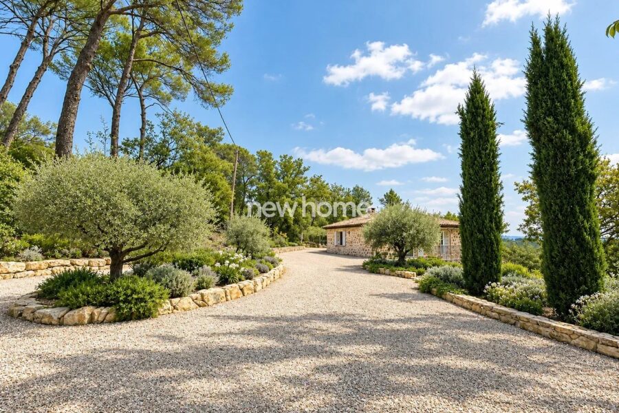Maison à vendre à Saint-Antonin-du-Var — Vue montagne — photo 40
