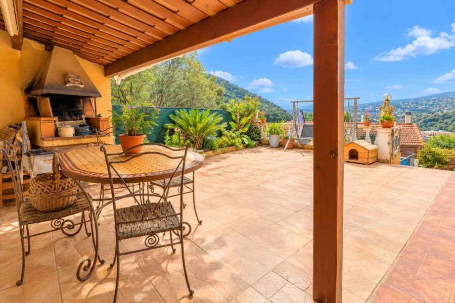 Maison à vendre à La Trinité — Vue montagne — photo 16