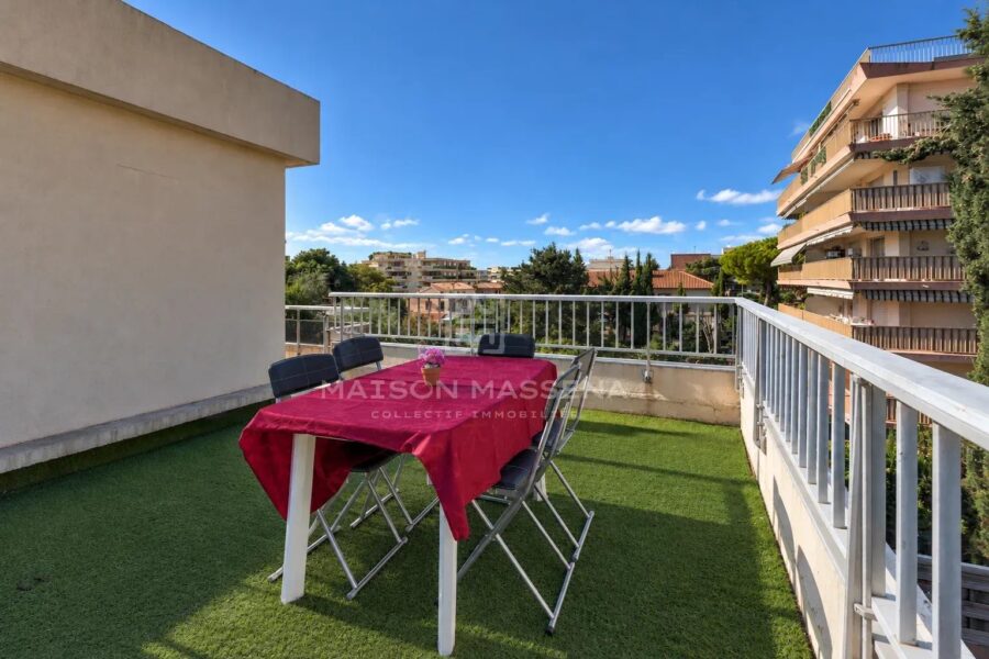 Appartement à vendre à Saint-Laurent-du-Var — Vue parc & jardin — photo 10