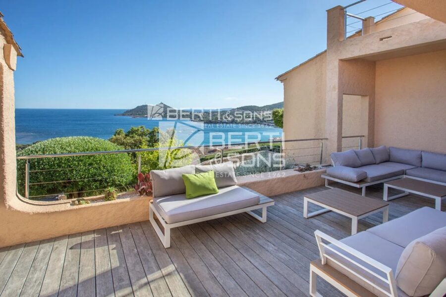 Maison à vendre à Agay — Vue mer — photo 5