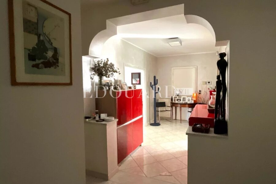 Maison à vendre à La Turbie — Vue montagne — photo 17