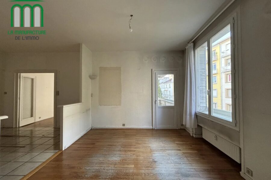 Appartement à vendre à Saint-Étienne — Vue sur la ville — photo 15