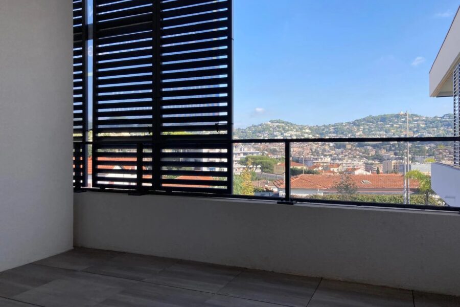 Appartement à vendre à Cannes — Vue montagne — photo 1
