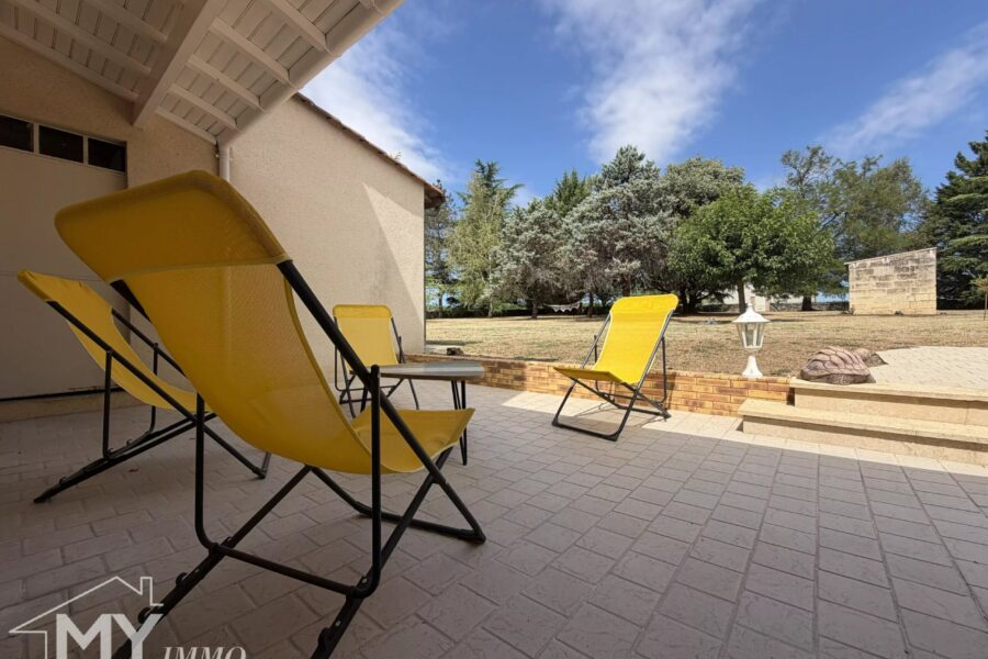 Maison à vendre à Saint-Vincent-de-Pertignas — Vue parc & jardin — photo 20