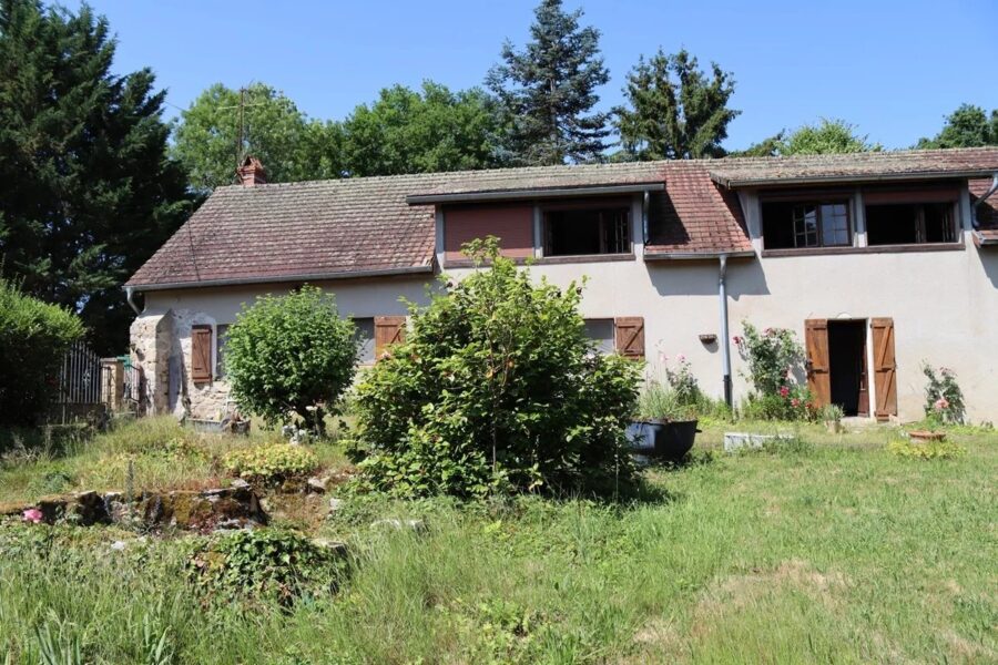Maison à vendre à Saint-Didier-sur-Arroux — Vue montagne — photo 5