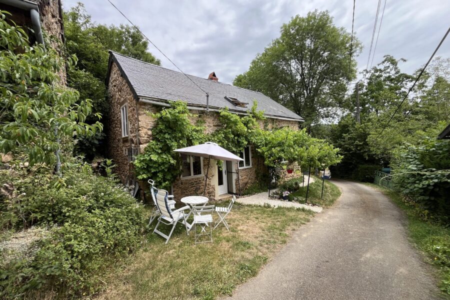 Maison à vendre à Chiddes — Vue parc & jardin — photo 2