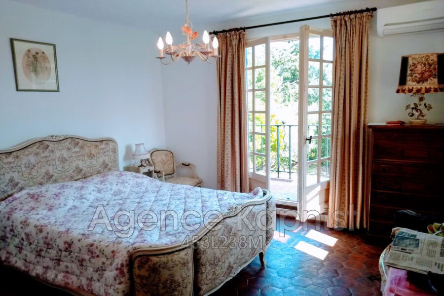 Maison à louer à Juan-les-Pins — Vue mer — photo 9