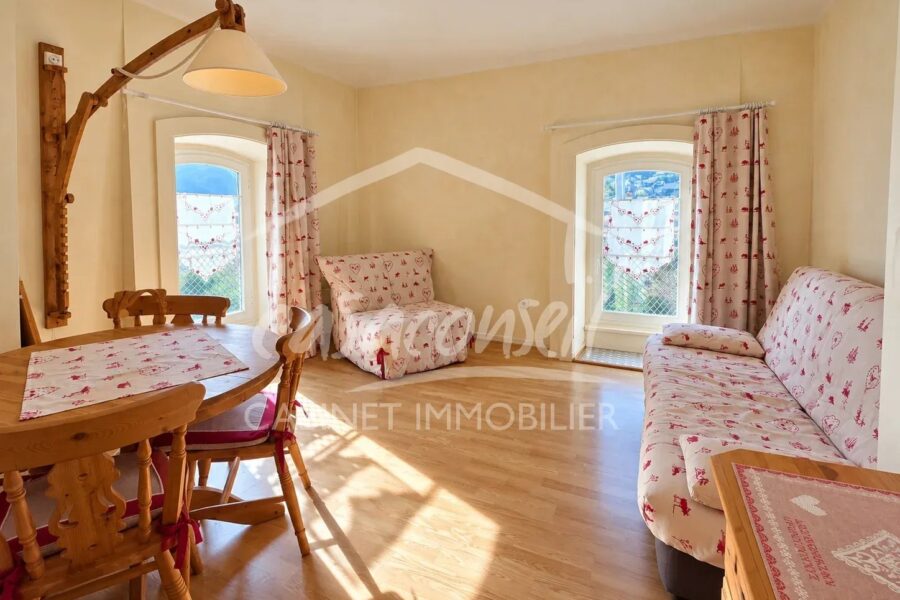 Appartement à vendre à Chamonix-Mont-Blanc — Vue montagne — photo 3