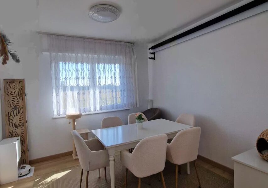 Maison à vendre à Sainte-Croix-en-Plaine — Vue parc & jardin — photo 19