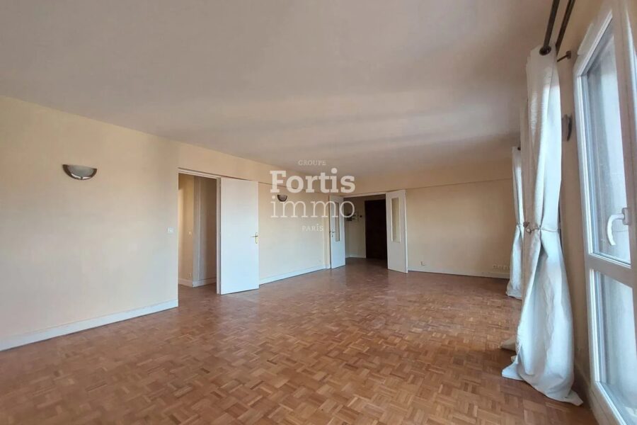 Appartement à vendre à Argenteuil — Vue sur la ville — photo 3