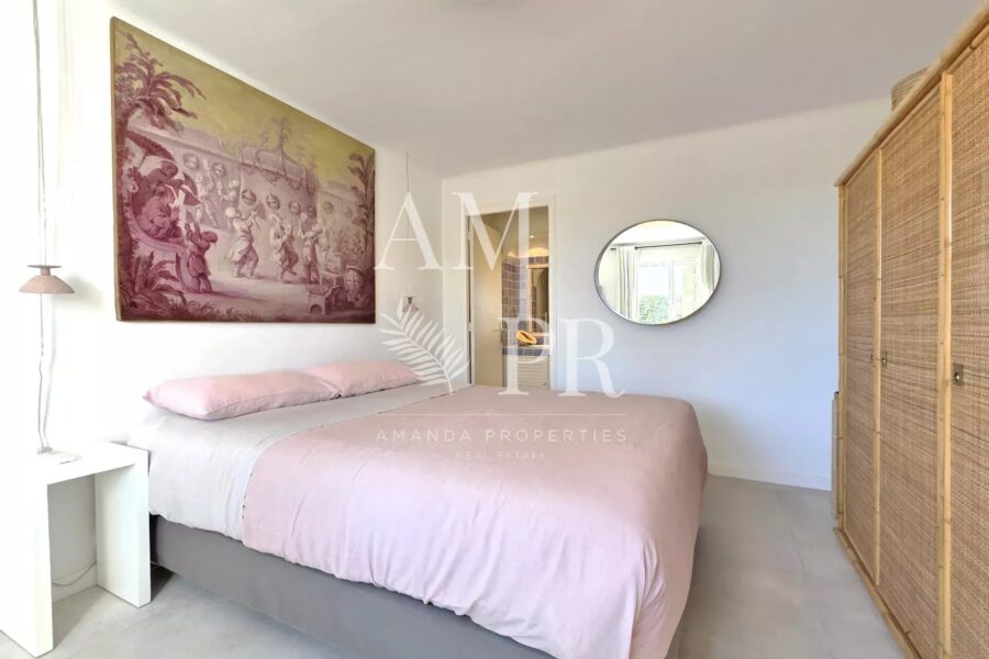 Maison à vendre à Vallauris — Vue mer — photo 16
