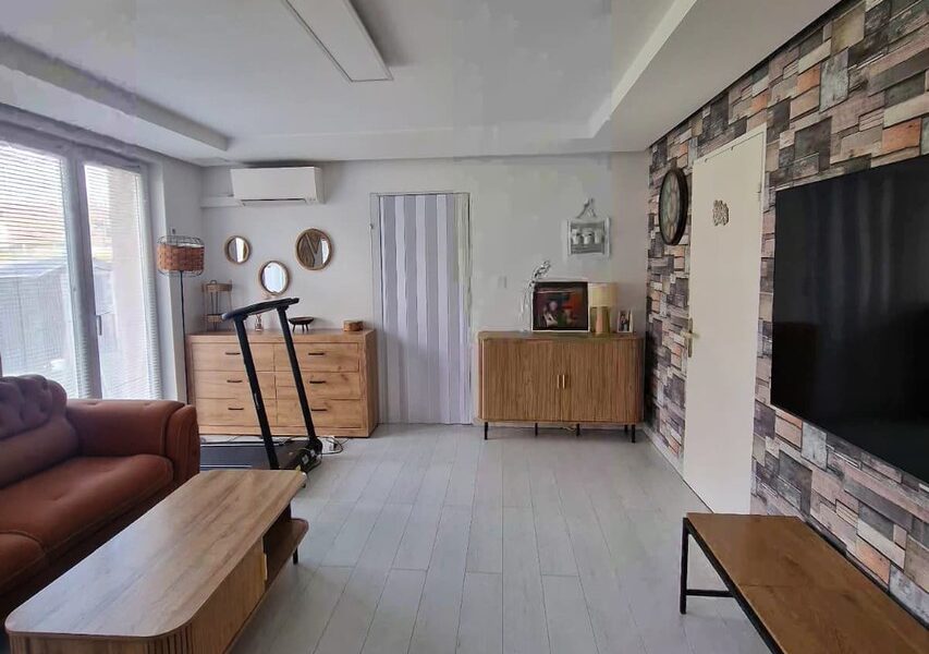 Maison à vendre à Sainte-Croix-en-Plaine — Vue parc & jardin — photo 12