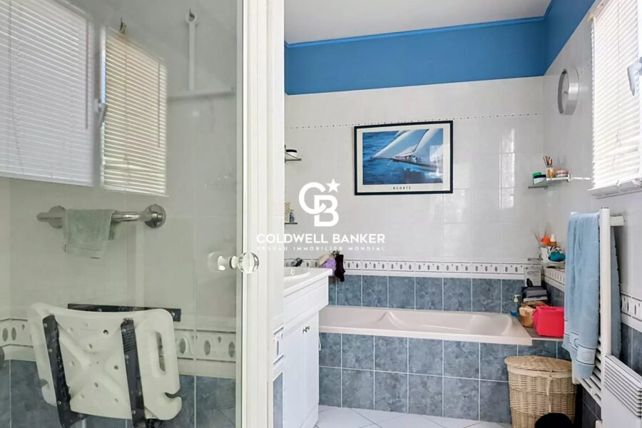 Maison à vendre à Talmont-Saint-Hilaire — Vue parc & jardin — photo 11
