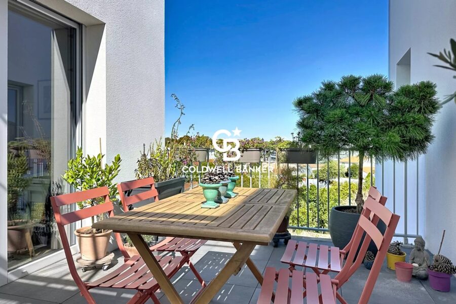 Appartement à vendre à La Rochelle — Vue sur la ville — photo 3