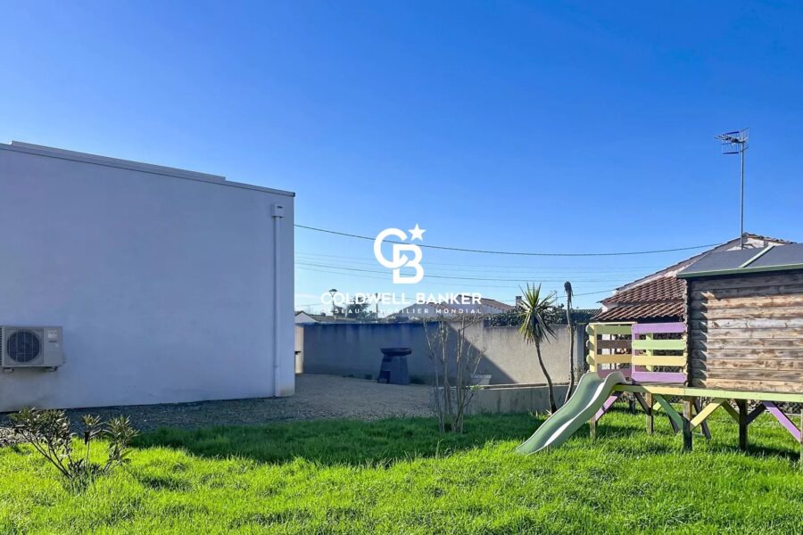 Maison à vendre à Longeville-sur-Mer — Vue sur la ville — photo 22