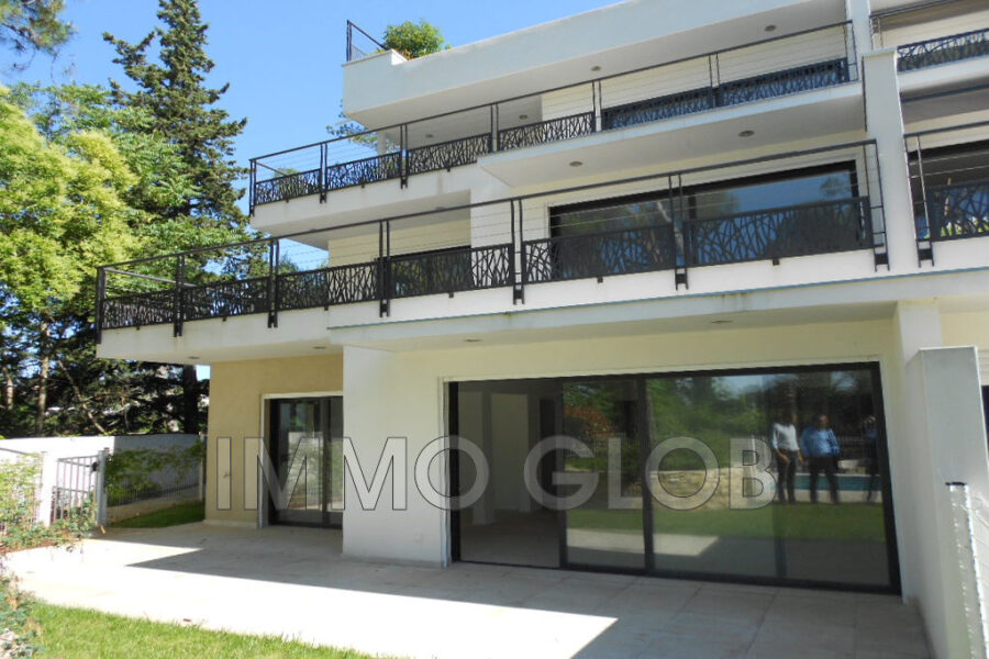Appartement à vendre à Nîmes — Vue parc & jardin — photo 4