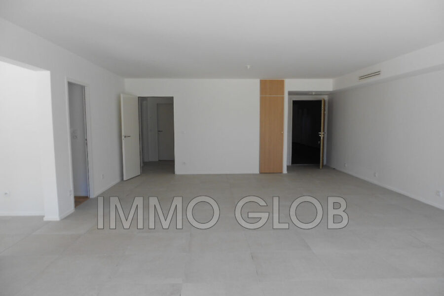 Appartement à vendre à Nîmes — Vue parc & jardin — photo 8