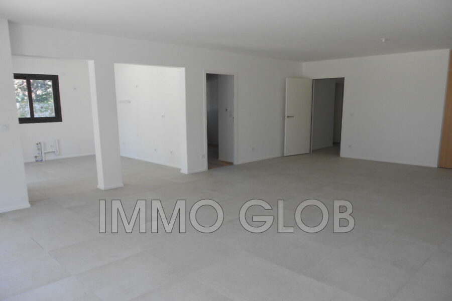 Appartement à vendre à Nîmes — Vue parc & jardin — photo 6