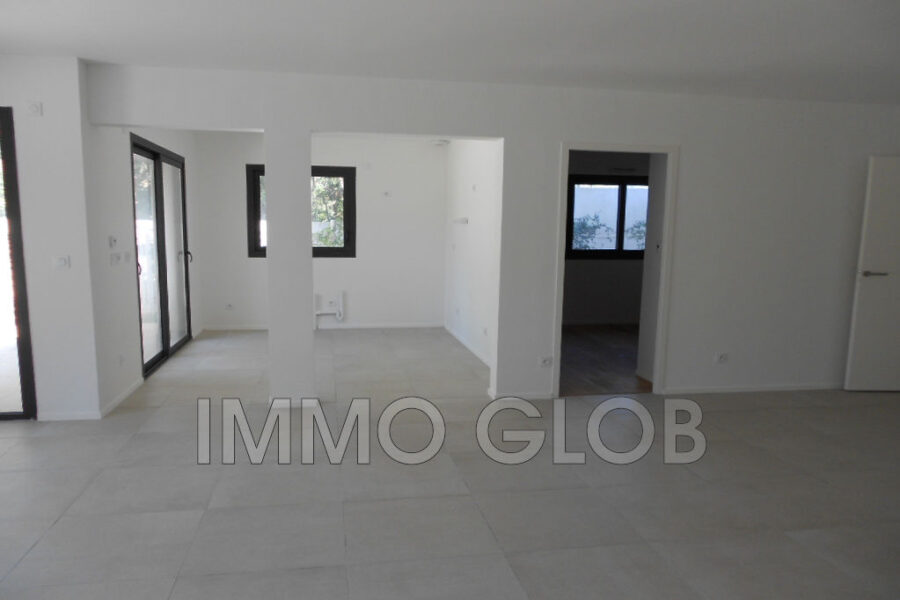Appartement à vendre à Nîmes — Vue parc & jardin — photo 7