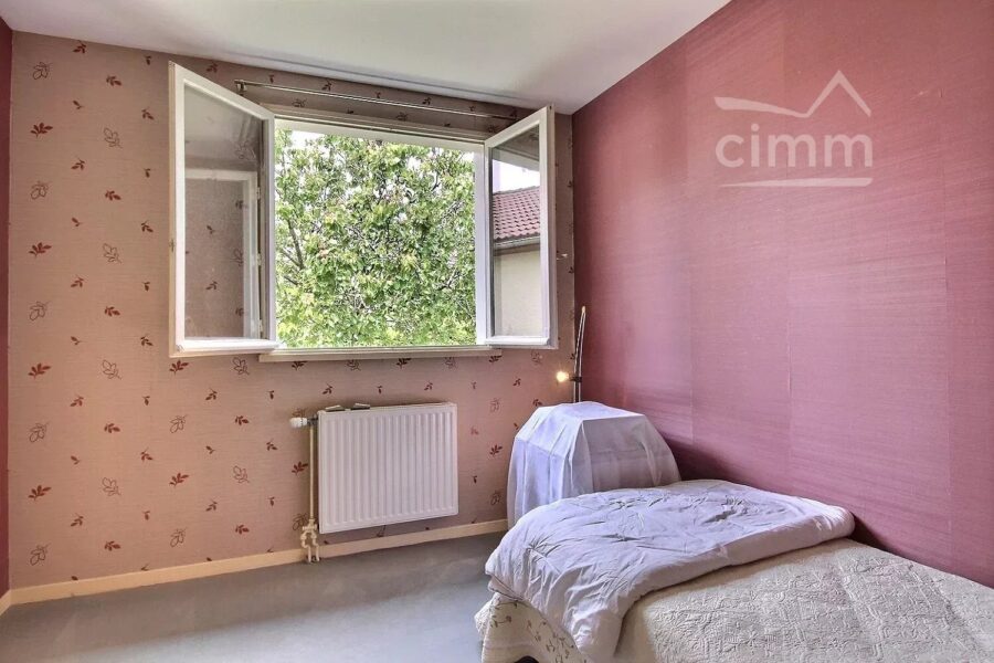 Maison à vendre à Joué-lès-Tours — Vue parc & jardin — photo 9