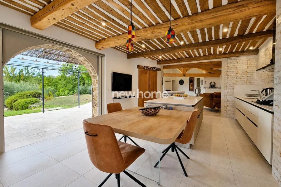 Maison à vendre à Saint-Antonin-du-Var — Vue montagne — photo 21