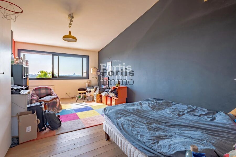Maison à vendre à Suresnes — Vue sur la ville — photo 21
