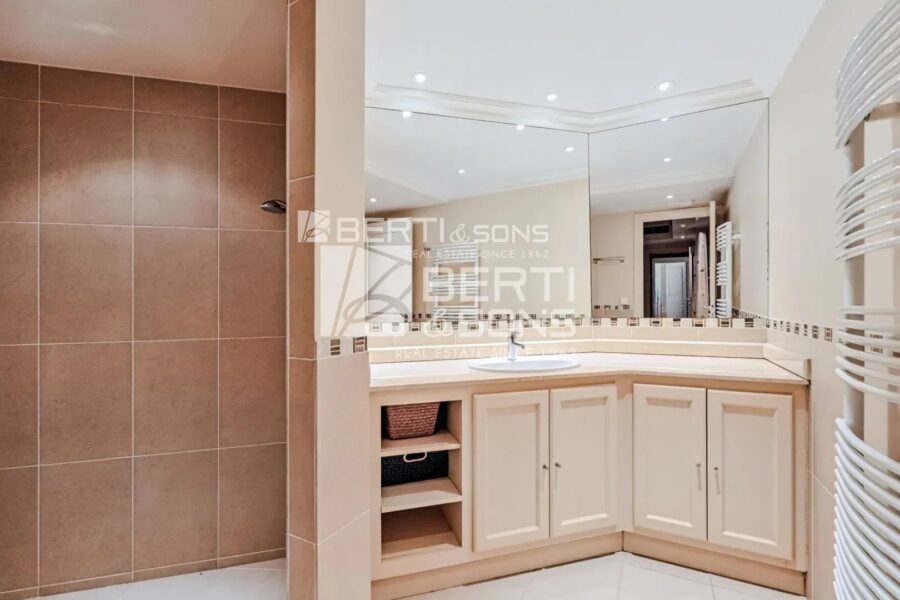 Appartement à vendre à Mandelieu-la-Napoule — Vue mer — photo 12