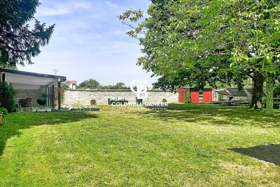 Maison à vendre à Benon — Vue parc & jardin — photo 14