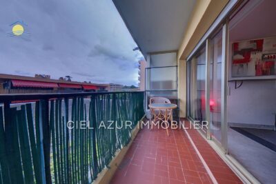 Appartement à louer à Juan-les-Pins