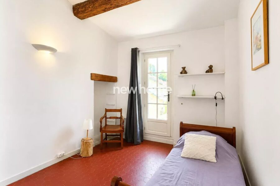 Maison à vendre à La Garde-Freinet — Vue sur la ville — photo 15