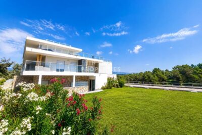 Appartement à louer à Biot