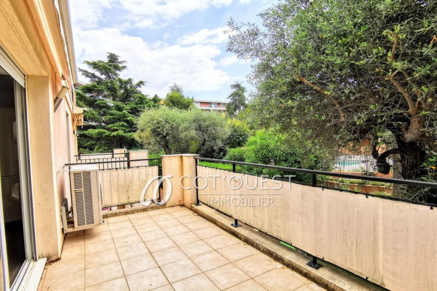 Appartement à louer à Nice — Vue parc & jardin — photo 1