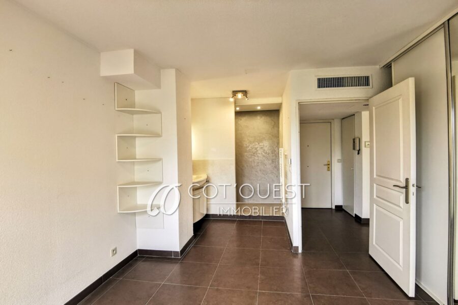 Appartement à louer à Nice — Vue parc & jardin — photo 5