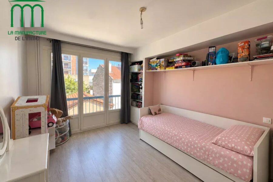 Appartement à vendre à Saint-Étienne — Vue sur la ville — photo 9
