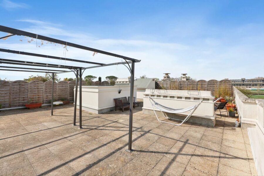 Appartement à vendre à Paris 16e arrondissement — Vue sur la ville — photo 11
