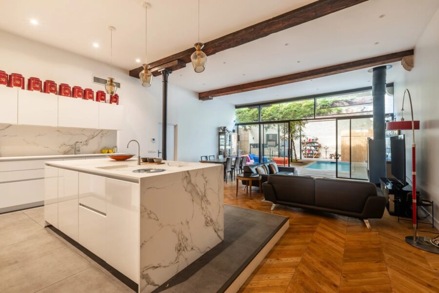 Maison à vendre à Bordeaux — Vue sur la ville — photo 6