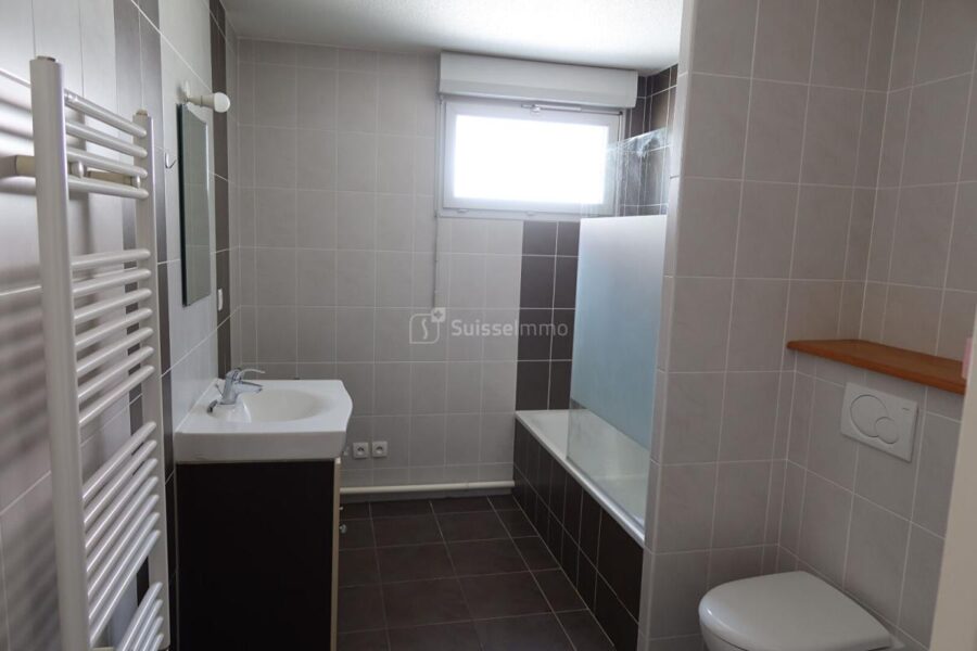 Appartement à vendre à Besançon — Vue sur la ville — photo 6