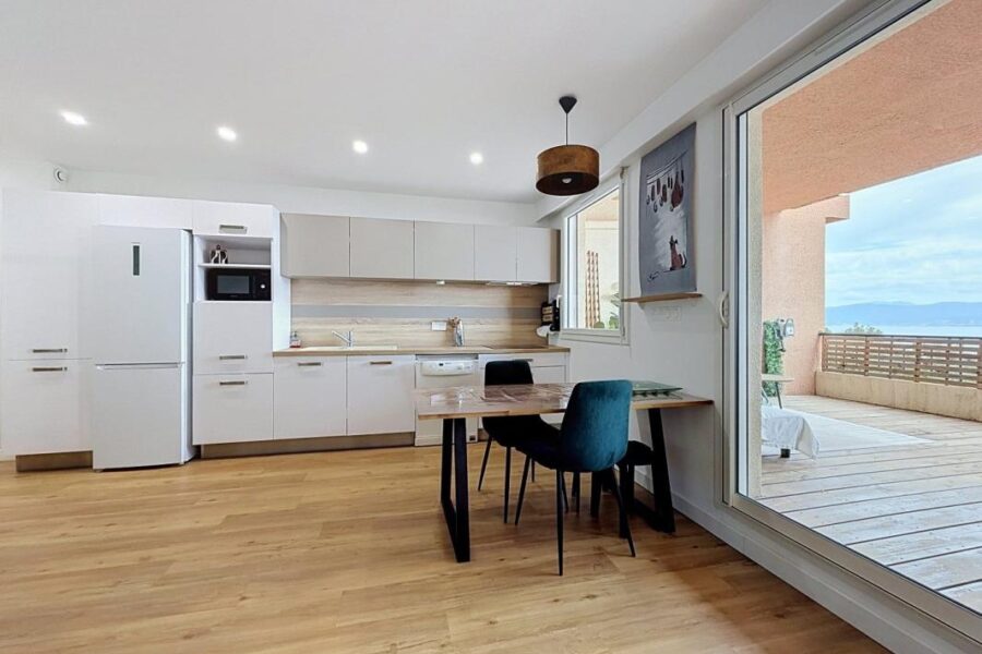 Appartement à louer à Ajaccio — Vue mer — photo 6